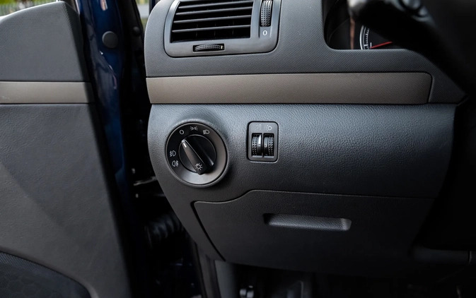 Volkswagen Sharan cena 26900 przebieg: 191000, rok produkcji 2008 z Radom małe 529